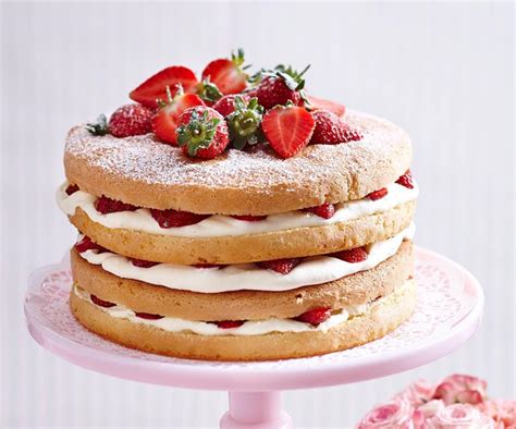 Strawberry Sponge Cake