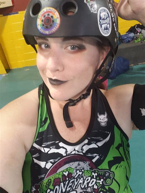 Spooky Roller Derby Lesbian R Lesbianactually