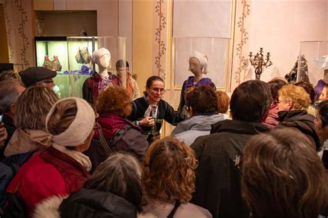 Visite guidée du Musée des Costumes Arts et Traditions Populaires à