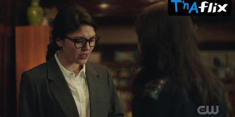 Melonie Diaz Lesbian Scene In Charmed Tnaflix