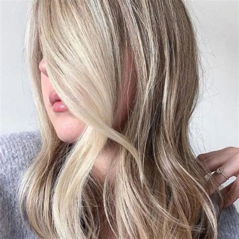 Devenir blonde voici les meilleurs astuces pour se préparer