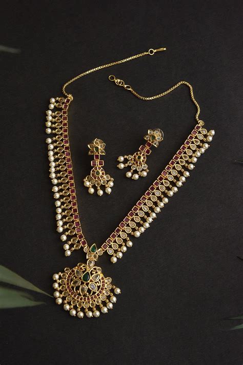 Buy Swabhimann Jewellery Kundan Embellished Pendant Necklace Jewellery