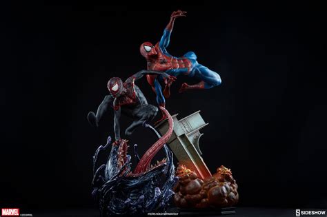 Sideshow Collectibles Spider Man Miles Morales Premium Format Figure