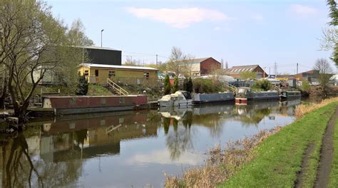 visit clayton le moors  travel guide  clayton le moors