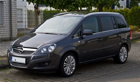 Opel Zafira - amazing photo gallery, some information and
