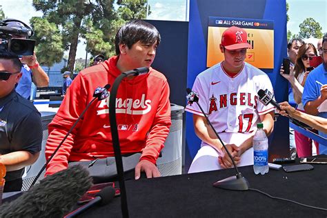 大谷翔平の通訳・水原一平の年収はどれくらい？自宅や奥さんについても調査 スイーツ愛