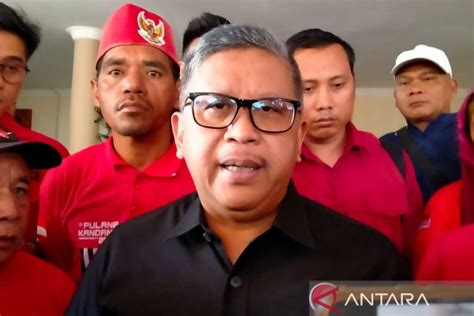 Hasto Menegaskan Pdi Perjuangan Tetap Berada Di Kabinet Jokowi Antara