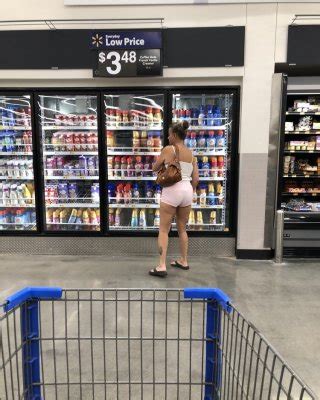 Leslie Walmart Posing Cellulite Saggy Tits Long Nipples Pt 1 Porn Pictures XXX Photos Sex