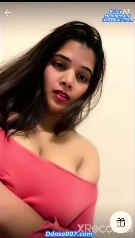 Diamond Shreya Hot Nude Live
