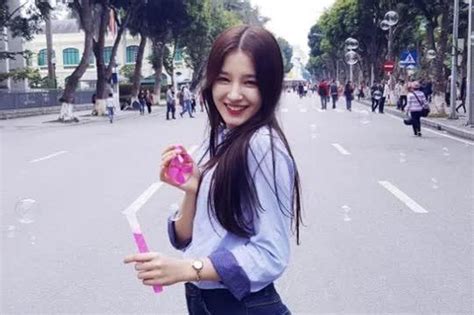 Hot Girl Ph I B H N I Th I Gi L M Nh N P V T M T Blackpink T P Ch Doanh Nghi P