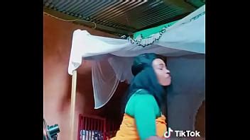 Une Bonne Milf Mature Salope Au Gros Cul XVIDEOS