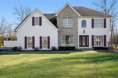 2077 Lori Ln Hermitage Pa 16148 Zillow