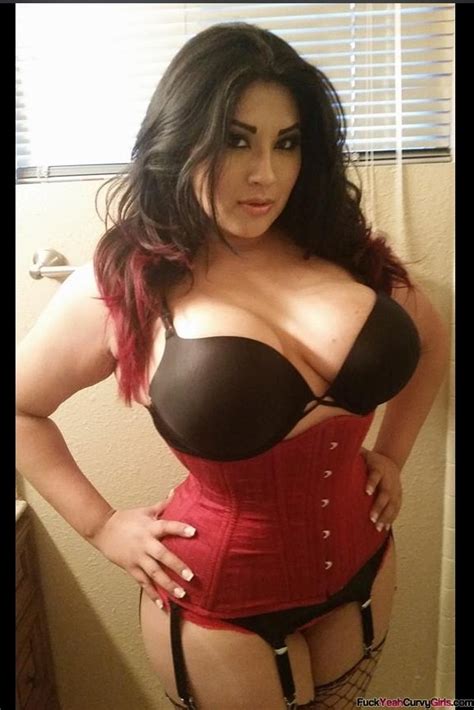 Curvy Latina Stockings Garter FuckYeahCurvyGirlsFuckYeahCurvyGirls