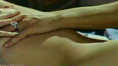 Naked Barbara Bouchet In Amuck