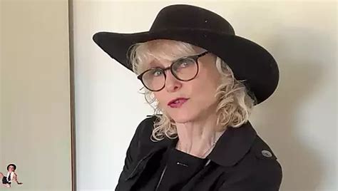 Lindi Vibrator Vibrator Porn Xhamster