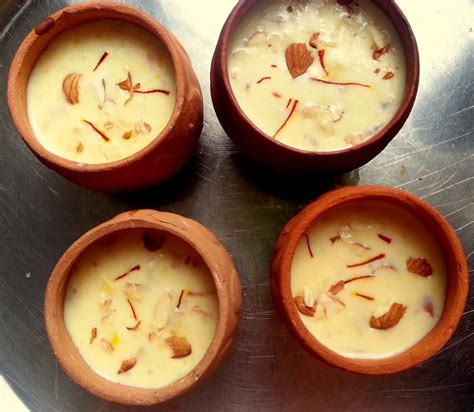Annapurna Kesar Badam Matka Kulfi