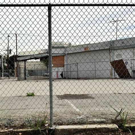 vacant lot urban stock  pictures royalty  images istock