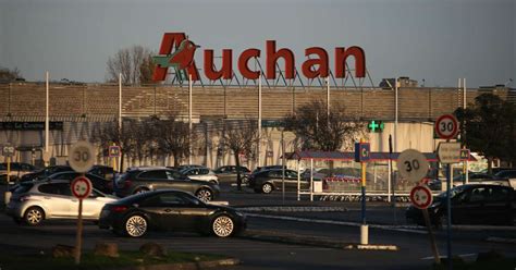 auchan remains  big loser  french distributors strrudelcom