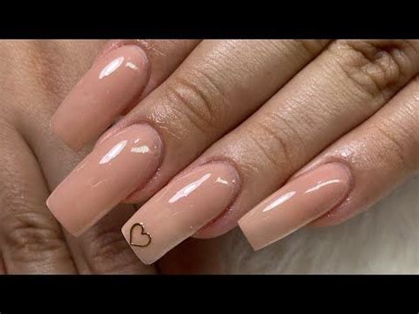 U As Nude Con Tip Naturales Sencillas Y Hermosas U As Acr Licas Naturales U As U As Nude