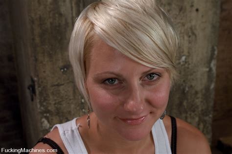 Fucking Machine Sex Pics Toned Blond Is Ma XXX Dessert Picture 1