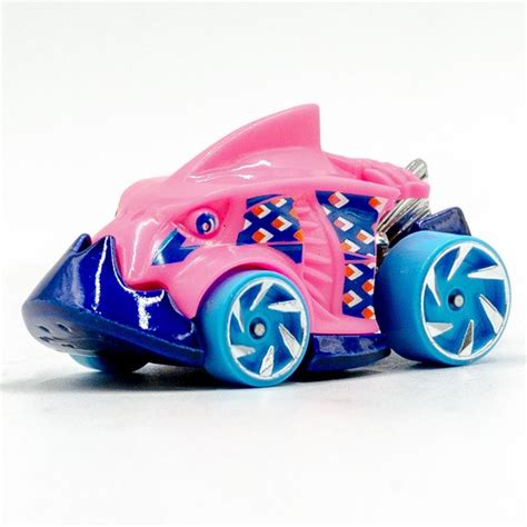 Hot Wheels Машинка Piranha Terror Pink Машинки Хот Вилс Кейс N 2024 купить с доставкой по