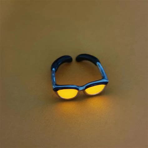 Забавные синие красные фиолетовые флуоресцентные солнцезащитные очки ...