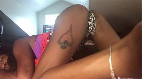 Hot Chick Twerking Until Her Pussy Is Dripping Wet LetMeJerk