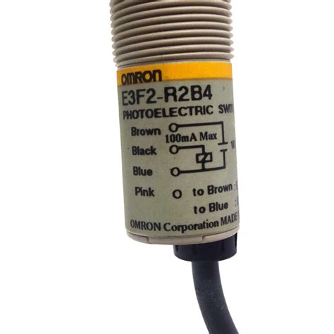 Photoelectric Switch E3f2 R2b4 2m Omron Axxa Motors And Motor Control