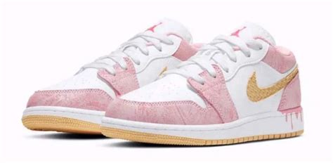 Top 10 đôi giày Sneaker hot trend dẫn đầu xu hướng nhất năm nay