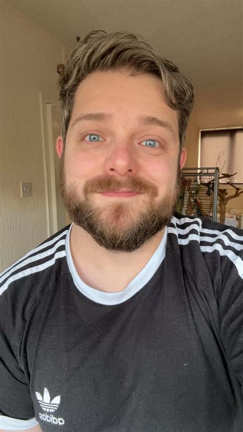 Happy Weekend Nudes Gaybrosgonemild NUDE PICS ORG