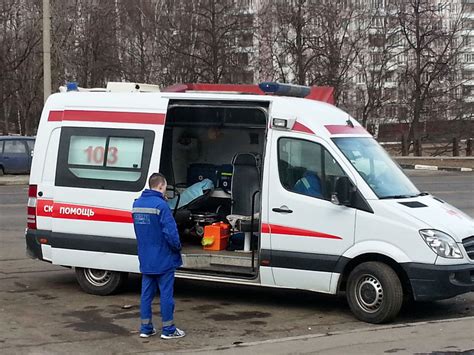 NEWSru.com :: Скорая помощь стала лидером по сокращению врачей за год