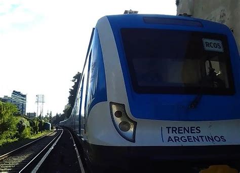 El tren Sarmiento interrumpido formación arrolló a una mujer en San