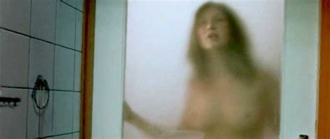 Naked Carice Van Houten In De Passievrucht