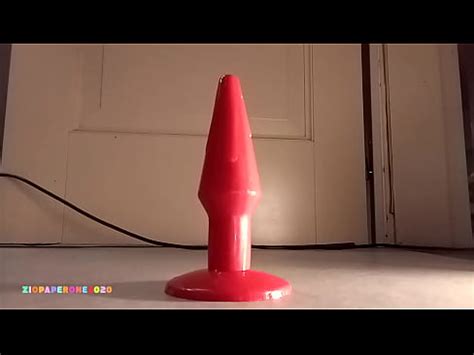 Ziopaperone V Ctima De Un Impulso Anal Coloco El Tap N En El Piso Y Le Doy El Culo