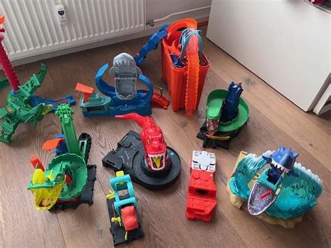 Prodam Razli Ne Sete Hot Wheels