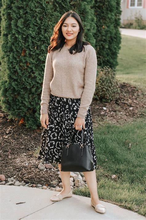 Leopard Print Midi Skirt With Sweater Midi Skirt Skirts Printed