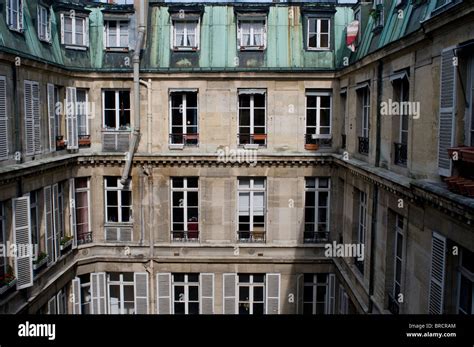 Immeuble Parisien Banque De Photographies Et Dimages à Haute