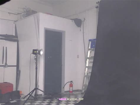 Sandy 18OMG Asian Nude Photoshoot 9 8 4K HD