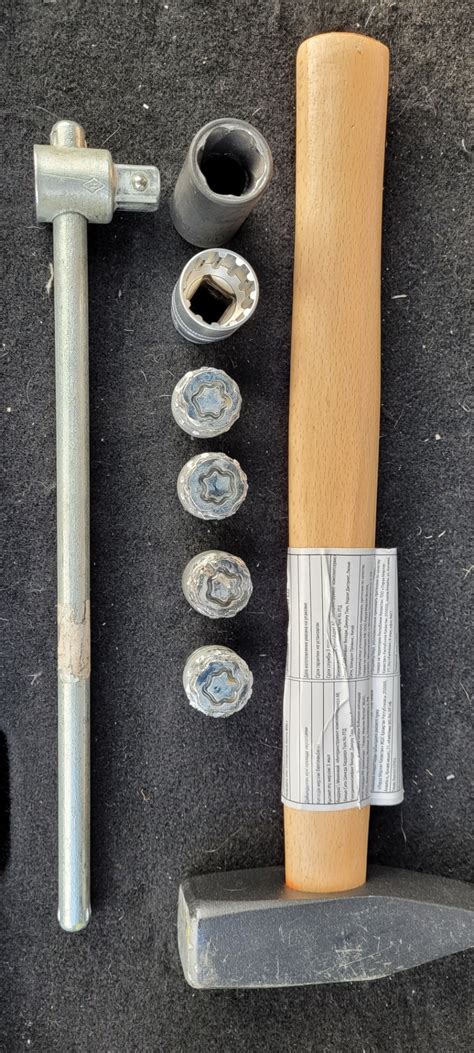 Секретки побеждены — KIA Ceed (3G), 1,6 л, 2019 года | колёсные диски ...