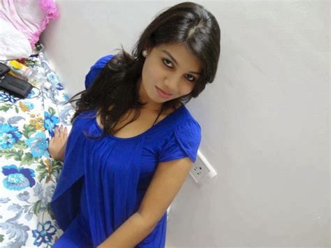 Facebook Hot Girls Exploring Wardrobe