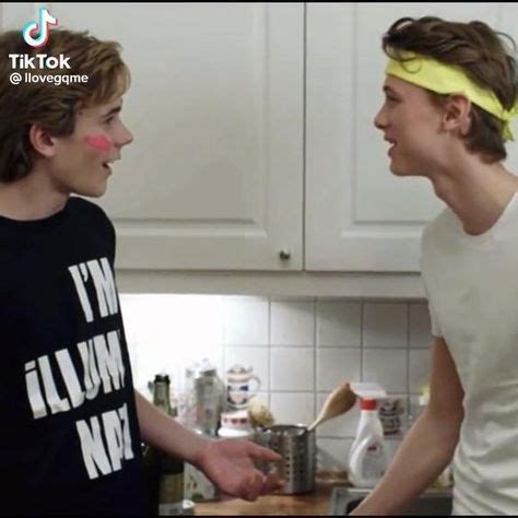 Isak And Evan Video Cute Gay Couples Cute Gay Queer Books