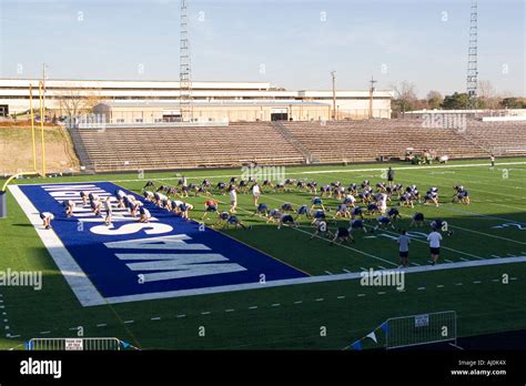 Kansas Ks Usa Football Practice At Washburn University Topeka Ks Stock