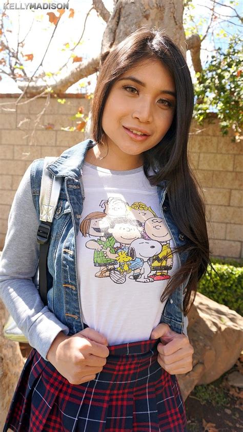 Stunning Brenna Sparks Reveals Her Tits And Beaver Photos