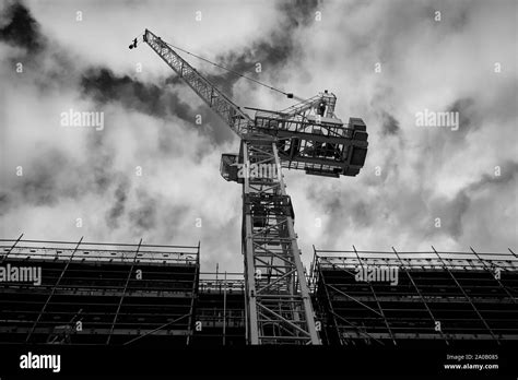 Construction crane Black and White Stock Photos & Images - Alamy