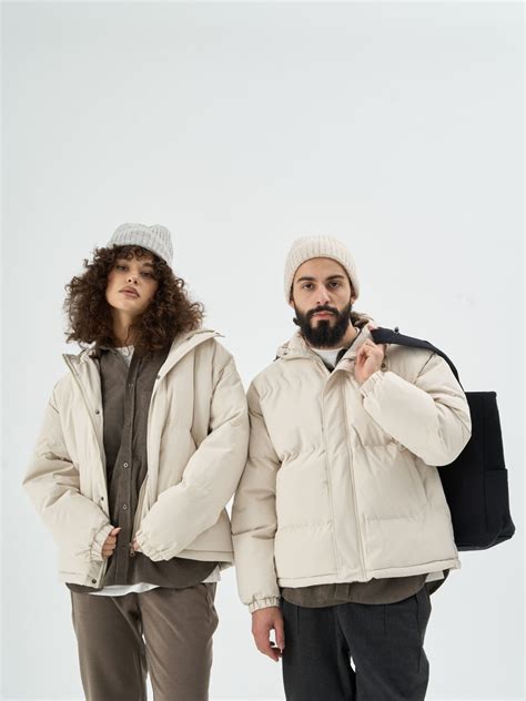 TOMSOYER — Базовая, современная, унисекс одежда с доставкой