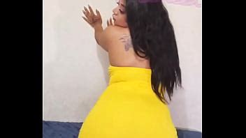 SOLO FETICHISTAS YELLOW DRESS AND NO PANTIES XVIDEOS