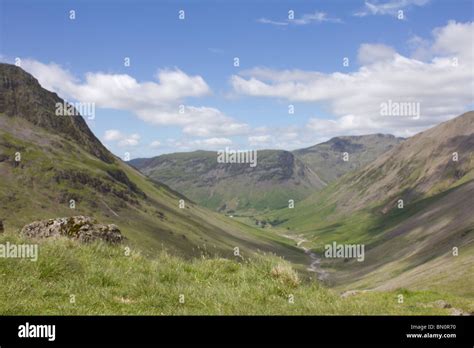 Lingmell Beck Kirk Fell And Wasdale Head From Round How Lake