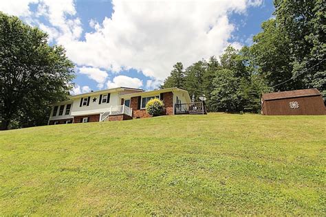 712 Rattlesnake Ridge, Grayson, KY 41143 | MLS# 57087 | Homes.com