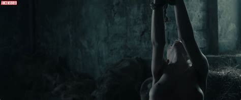 Ekaterina Novokreshenova Nude Pics Page