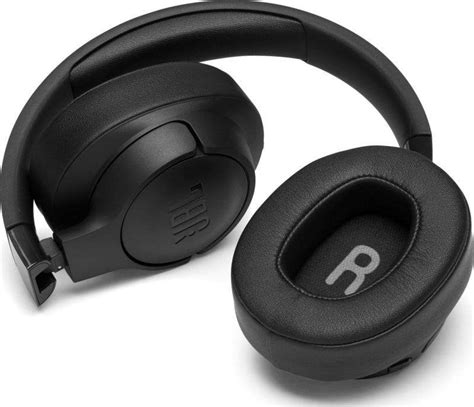 JBL Tune 750BTNC Black (JBL T750BTNBK) | TSBOHEMIA.CZ